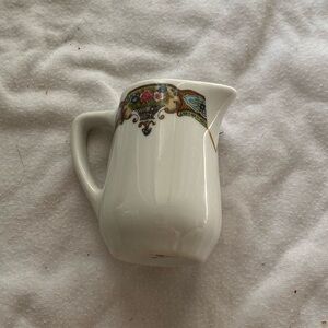 Vintage 1950s Mayer China Floral Creamer small restaurant 3” high beaver falls